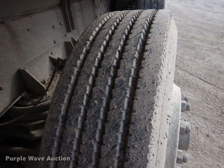 image for item DH8058 1990 Ford LT9000  dump truck