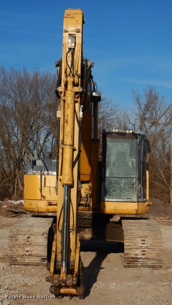 image for item DH8066 2004 Komatsu PC228USLC  excavator