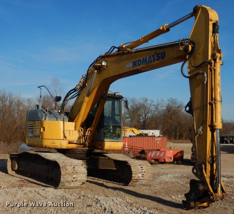image for item DH8066 2004 Komatsu PC228USLC  excavator