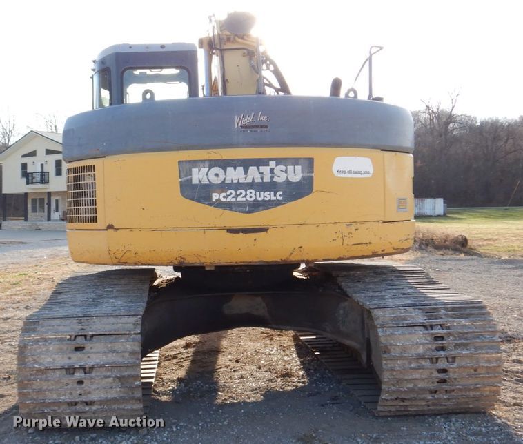 image for item DH8066 2004 Komatsu PC228USLC  excavator