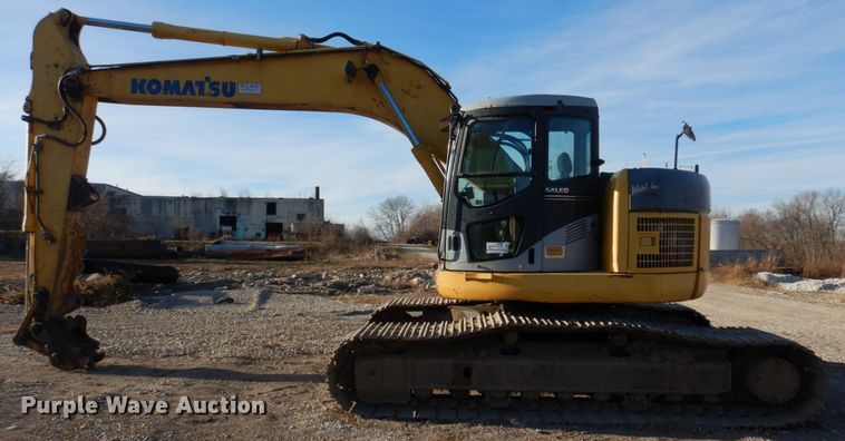 image for item DH8066 2004 Komatsu PC228USLC  excavator