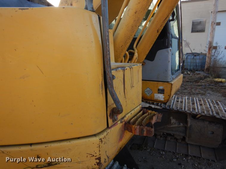 image for item DH8066 2004 Komatsu PC228USLC  excavator