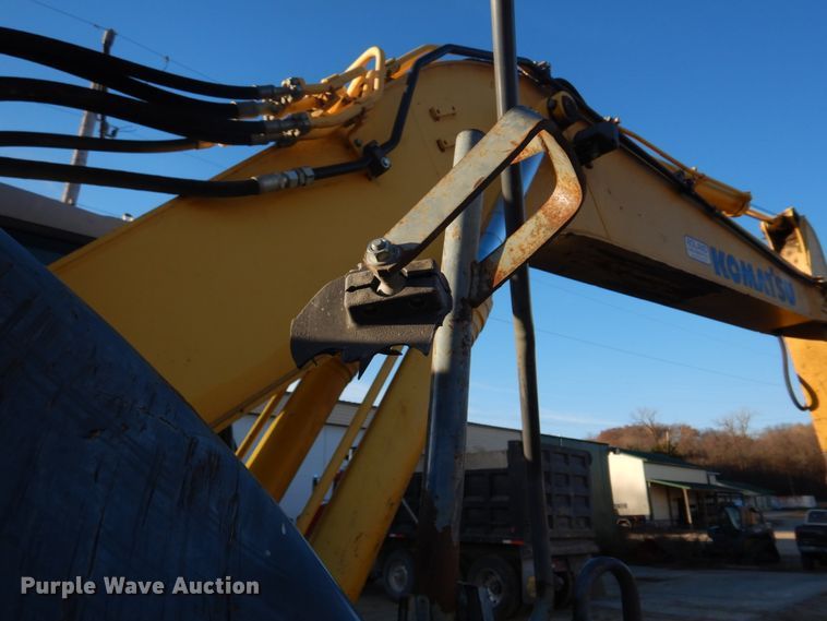 image for item DH8066 2004 Komatsu PC228USLC  excavator