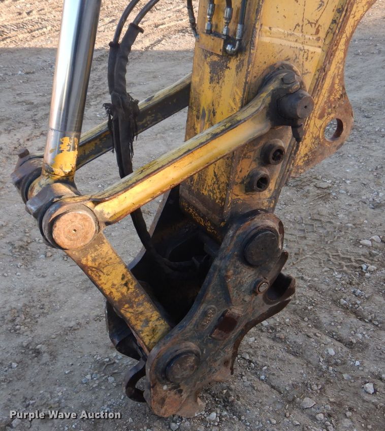 image for item DH8066 2004 Komatsu PC228USLC  excavator