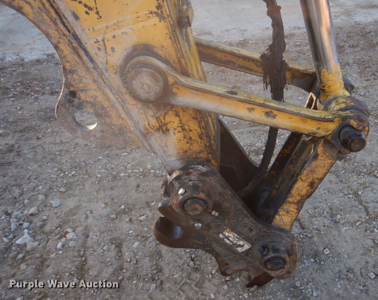 image for item DH8066 2004 Komatsu PC228USLC  excavator