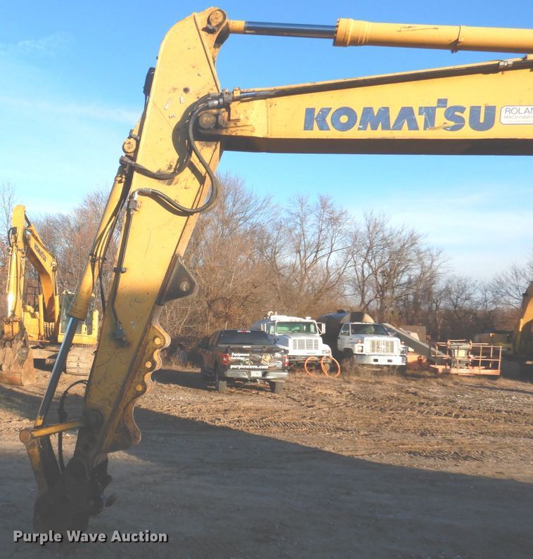 image for item DH8066 2004 Komatsu PC228USLC  excavator