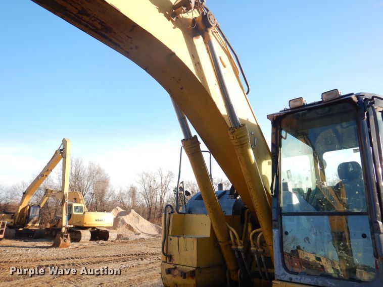 image for item DH8066 2004 Komatsu PC228USLC  excavator