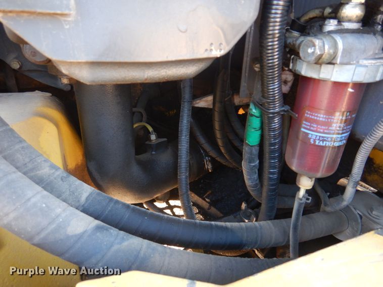 image for item DH8066 2004 Komatsu PC228USLC  excavator