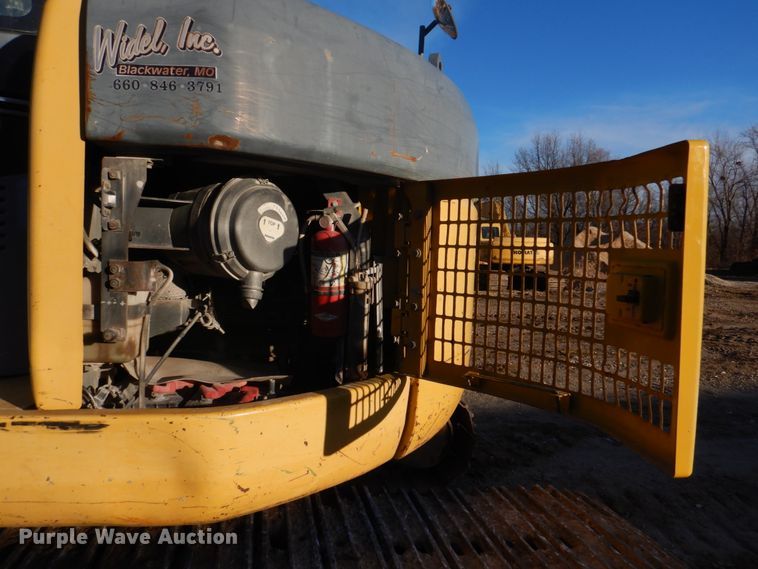 image for item DH8066 2004 Komatsu PC228USLC  excavator