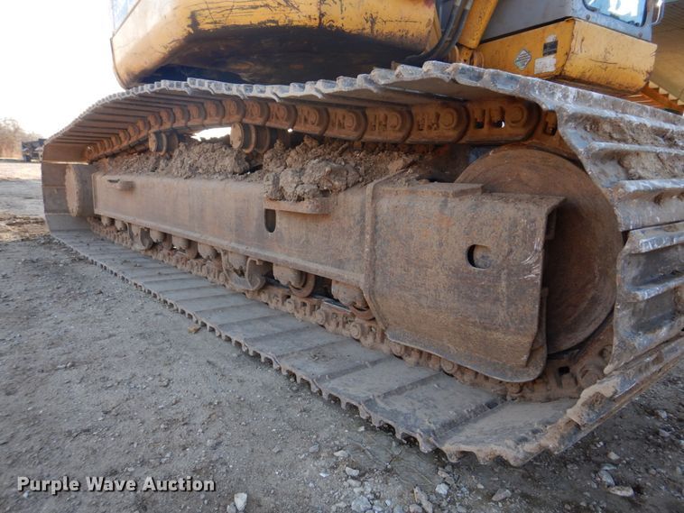 image for item DH8066 2004 Komatsu PC228USLC  excavator