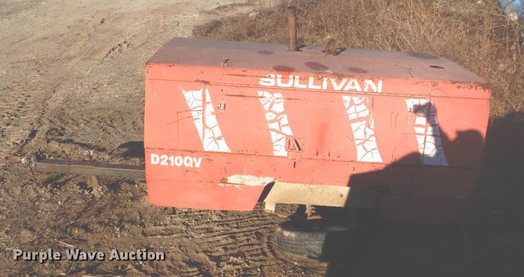 image for item DH8068 Sullivan D210Q5  air compressor