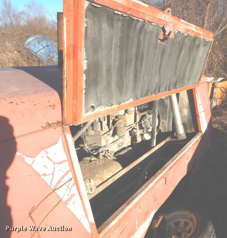 image for item DH8068 Sullivan D210Q5  air compressor