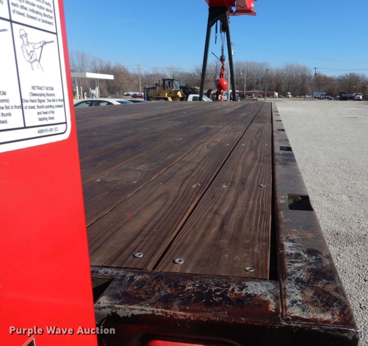 image for item DH8104 2003 Sterling LT7500  crane truck