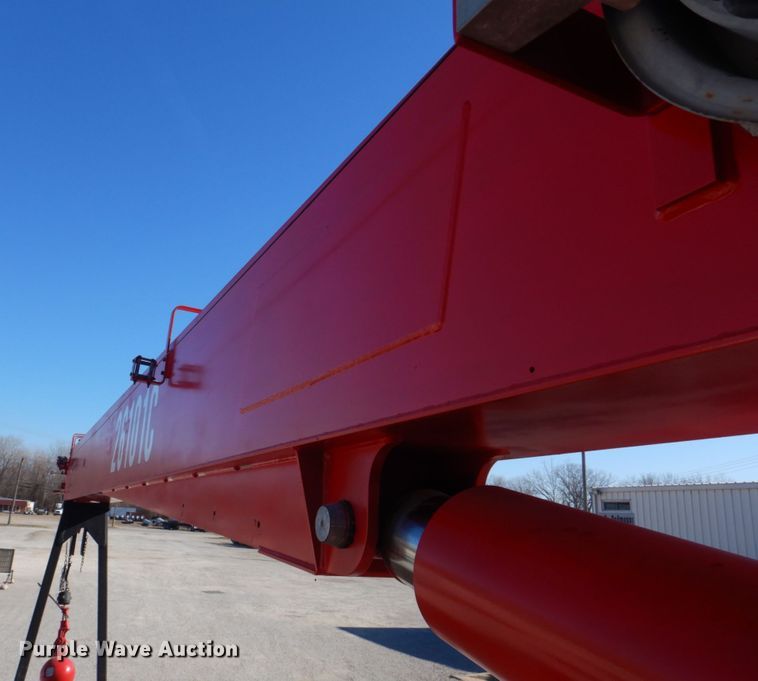 image for item DH8104 2003 Sterling LT7500  crane truck