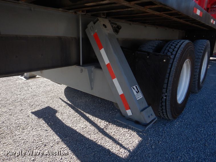 image for item DH8104 2003 Sterling LT7500  crane truck