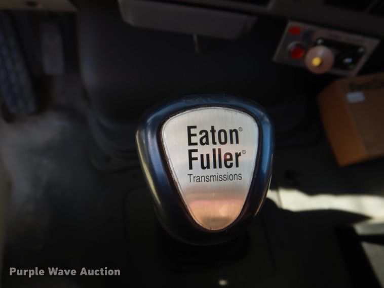 image for item DH8104 2003 Sterling LT7500  crane truck