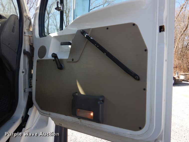 image for item DH8104 2003 Sterling LT7500  crane truck