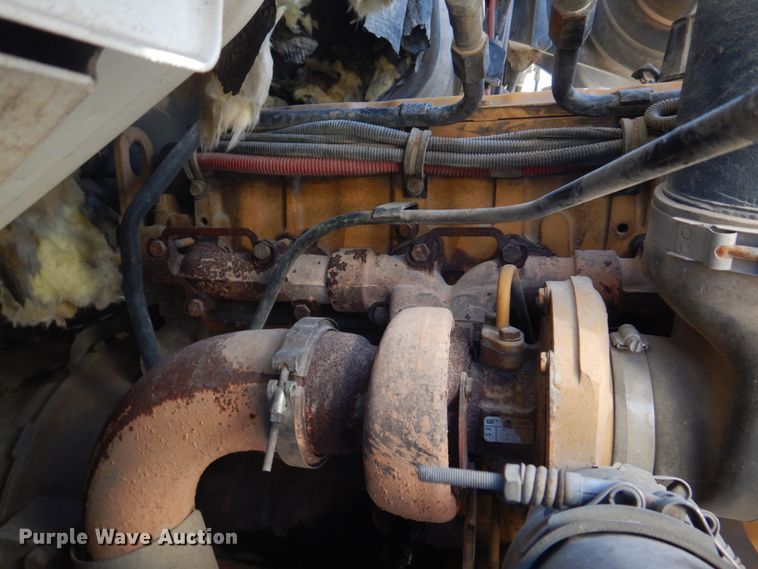 image for item DH8104 2003 Sterling LT7500  crane truck