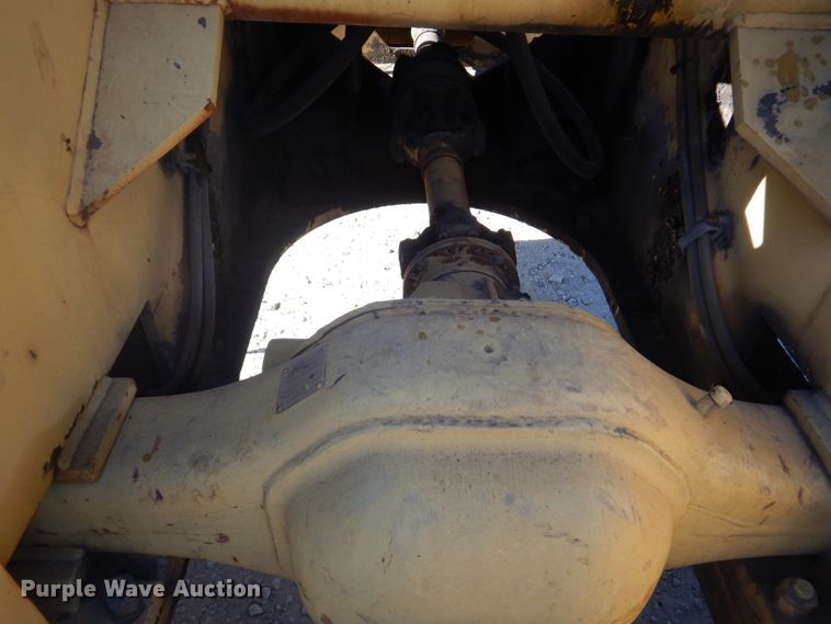 image for item DH8105 2000 Patrick RL200  forklift