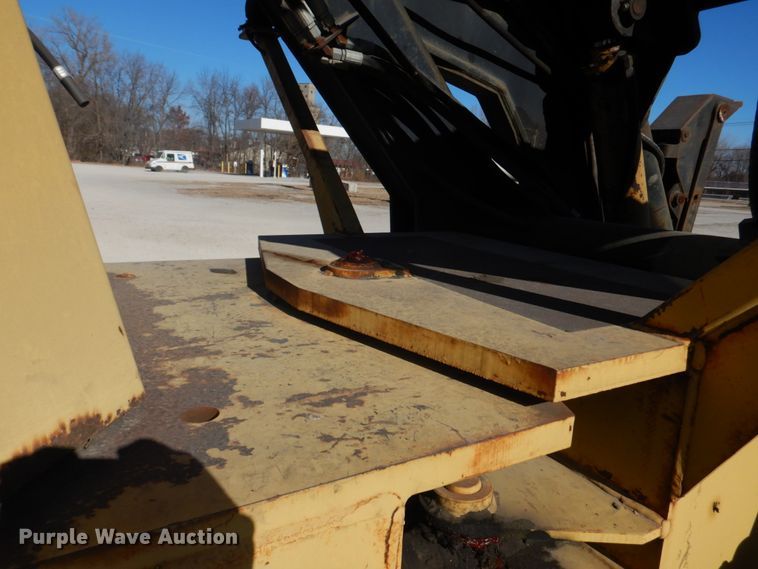 image for item DH8105 2000 Patrick RL200  forklift