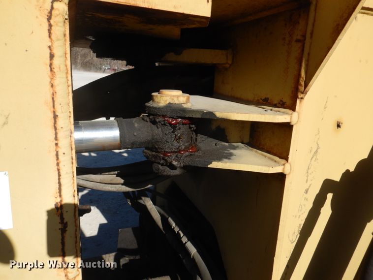 image for item DH8105 2000 Patrick RL200  forklift