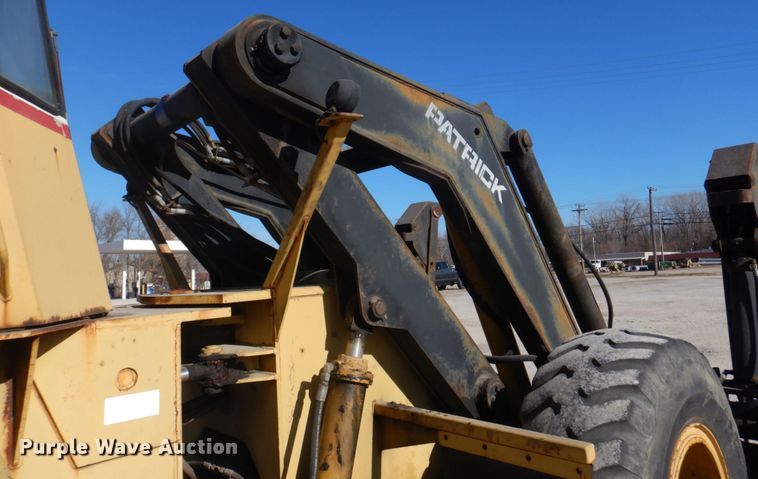 image for item DH8105 2000 Patrick RL200  forklift