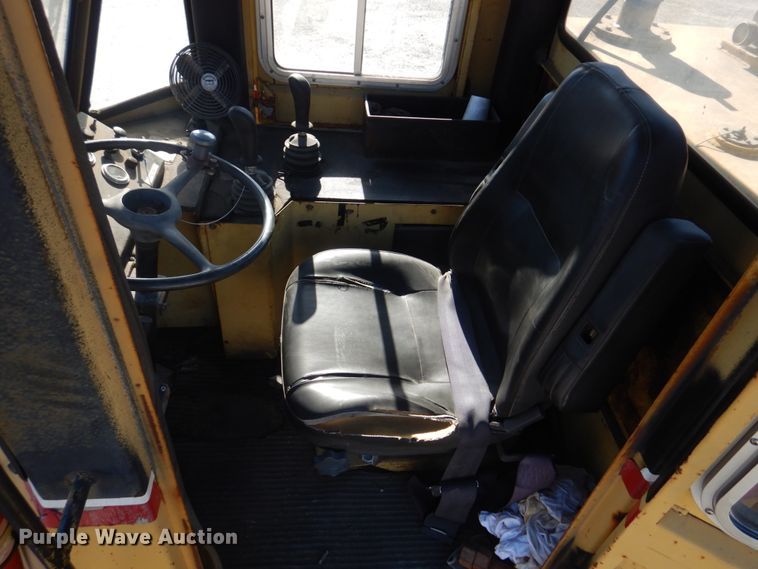 image for item DH8105 2000 Patrick RL200  forklift