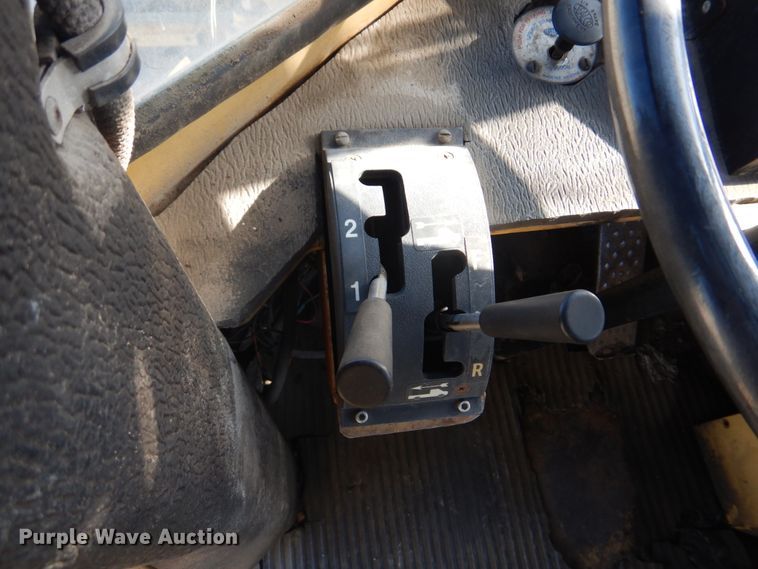 image for item DH8105 2000 Patrick RL200  forklift