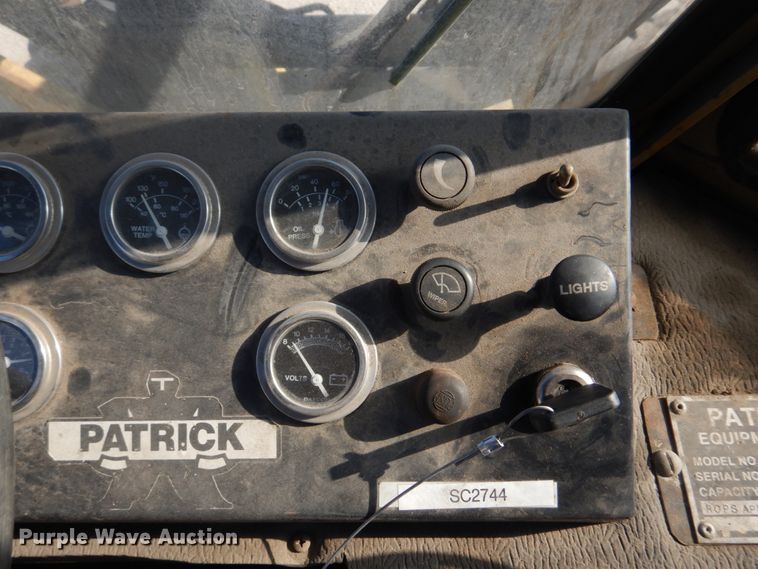 image for item DH8105 2000 Patrick RL200  forklift