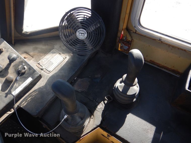 image for item DH8105 2000 Patrick RL200  forklift