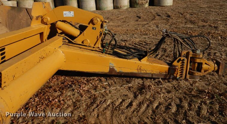 image for item DH8111 2008 Ashland CS18HD  scraper