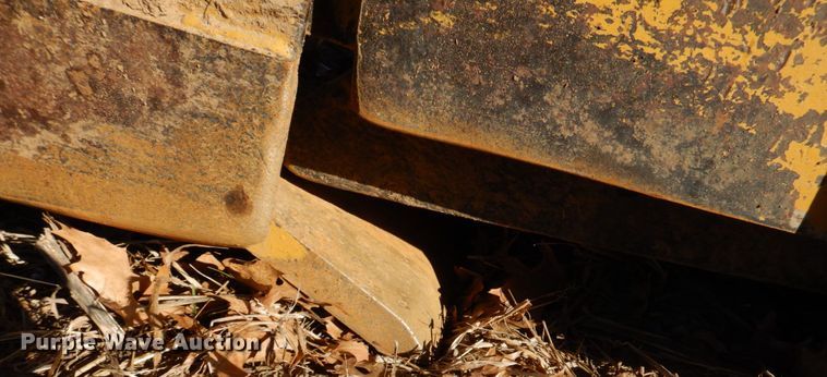 image for item DH8111 2008 Ashland CS18HD  scraper