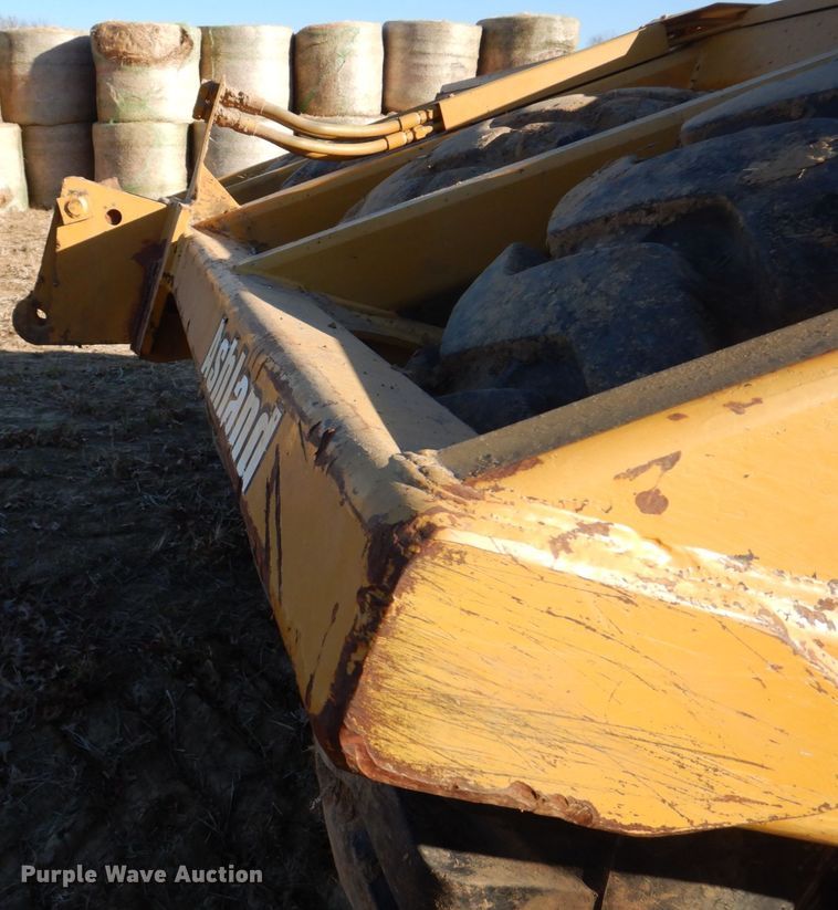 image for item DH8111 2008 Ashland CS18HD  scraper