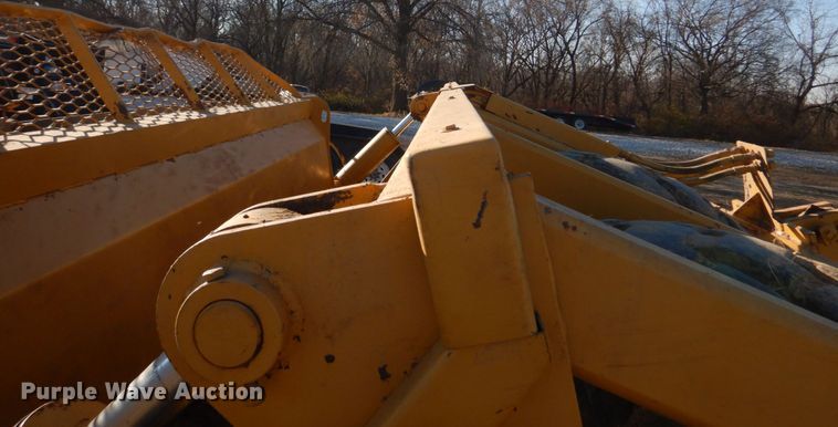 image for item DH8111 2008 Ashland CS18HD  scraper