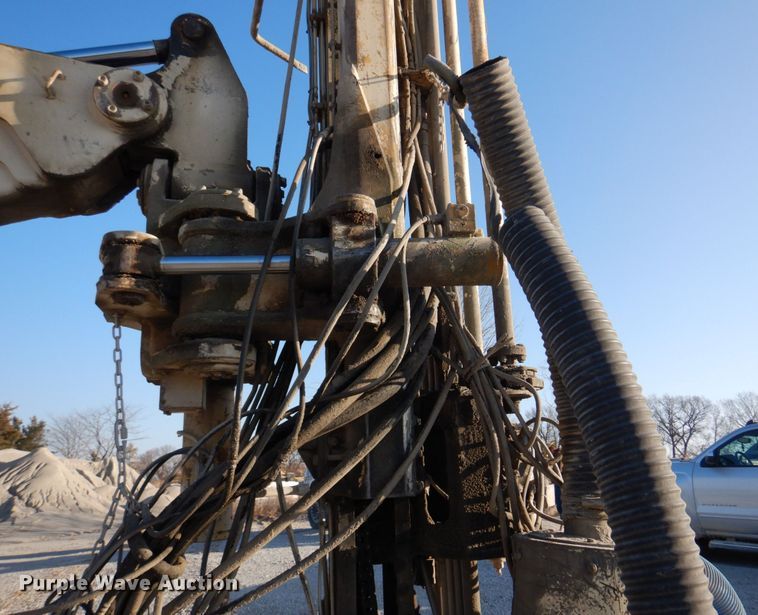 image for item DH8112 Furukawa HCR15-ED  rock drill