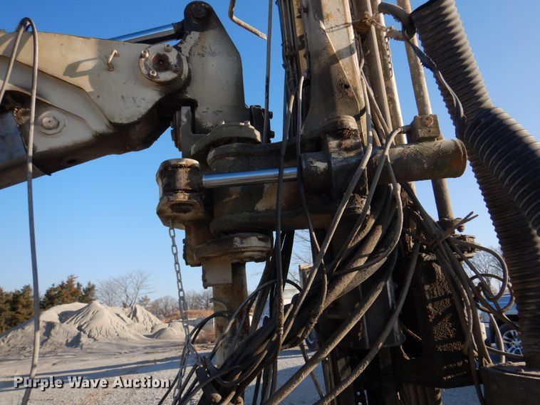 image for item DH8112 Furukawa HCR15-ED  rock drill