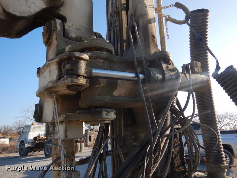 image for item DH8112 Furukawa HCR15-ED  rock drill