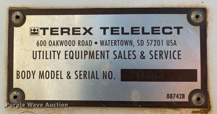 image for item DI3643 2002 Sterling M8500 Acterra  digger derrick truck