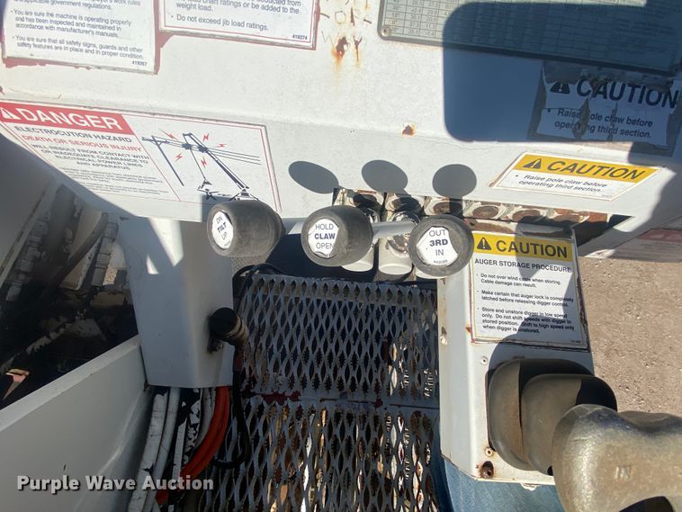 image for item DI3643 2002 Sterling M8500 Acterra  digger derrick truck