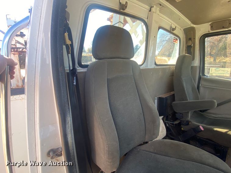 image for item DI3643 2002 Sterling M8500 Acterra  digger derrick truck