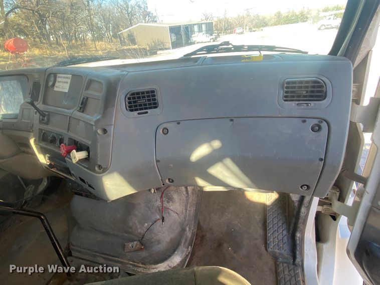 image for item DI3643 2002 Sterling M8500 Acterra  digger derrick truck