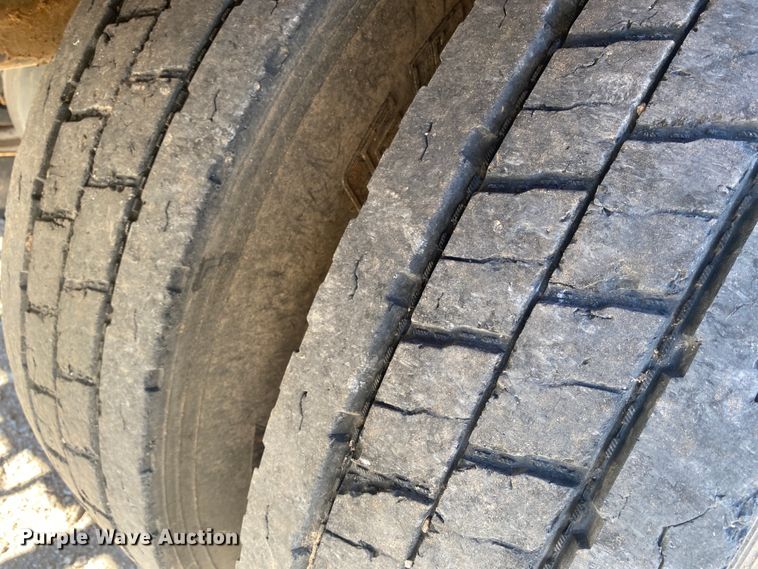 image for item DI3643 2002 Sterling M8500 Acterra  digger derrick truck