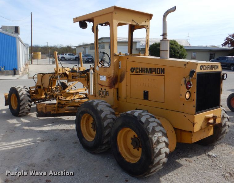 image for item DI8557 1996 Champion C70A  motor grader