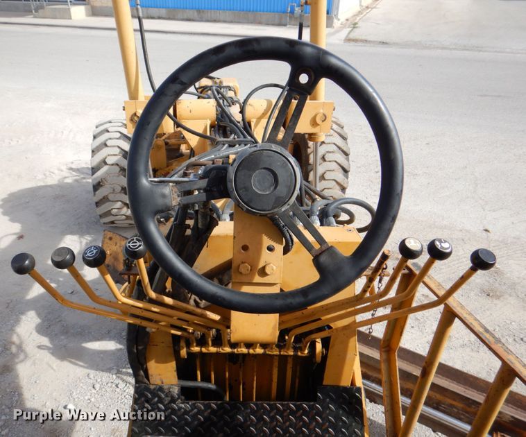 image for item DI8557 1996 Champion C70A  motor grader