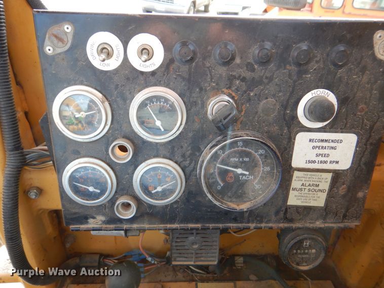 image for item DI8557 1996 Champion C70A  motor grader