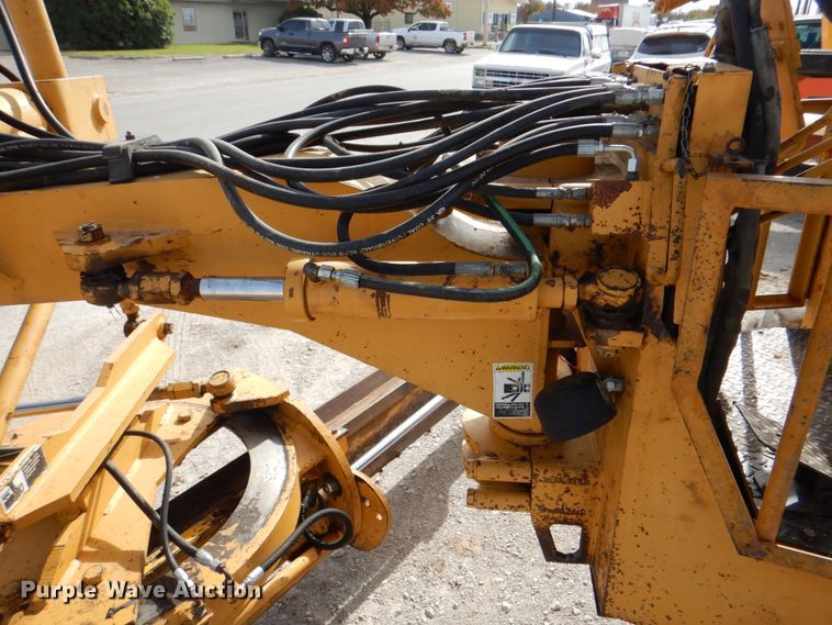 image for item DI8557 1996 Champion C70A  motor grader