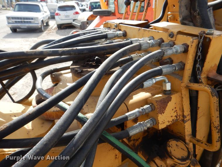 image for item DI8557 1996 Champion C70A  motor grader