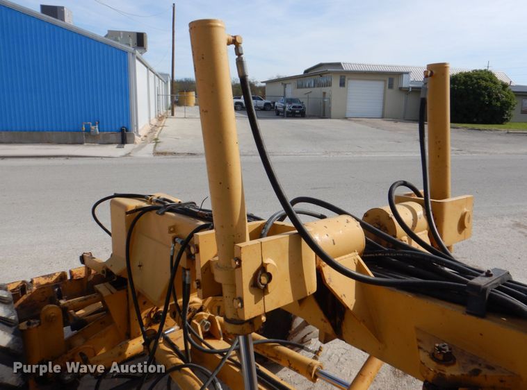 image for item DI8557 1996 Champion C70A  motor grader