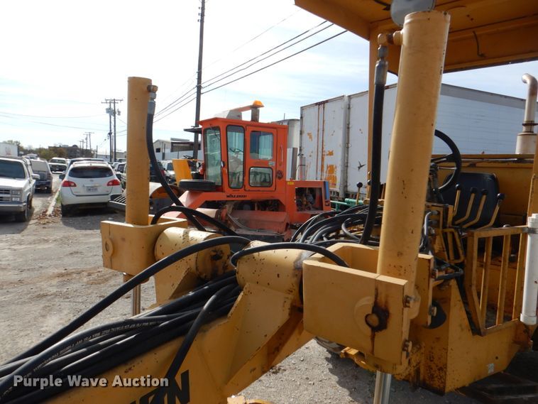 image for item DI8557 1996 Champion C70A  motor grader