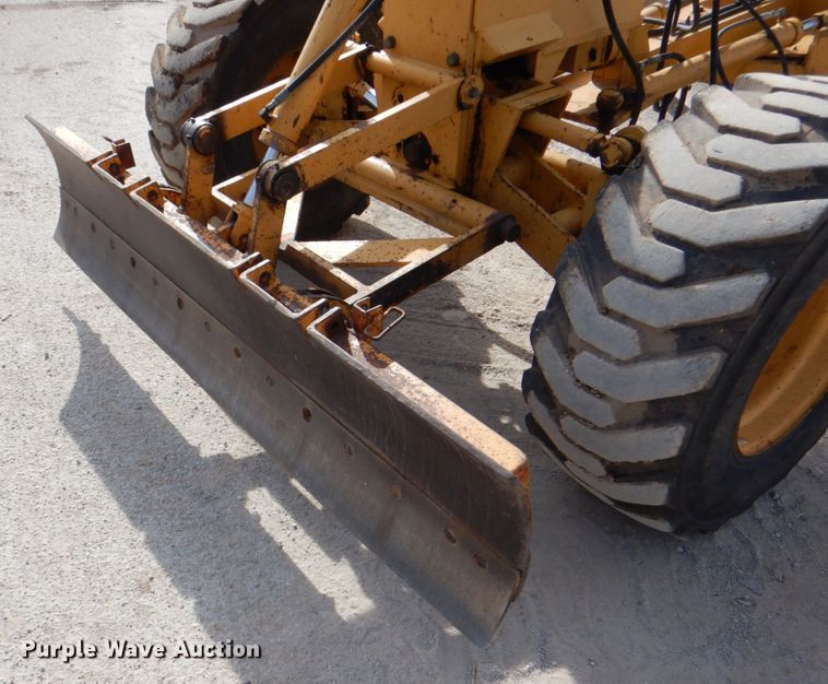 image for item DI8557 1996 Champion C70A  motor grader